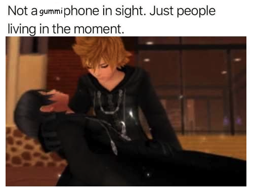 Not a gummiphone in sight. Just people living in the moment Roxas and Xion